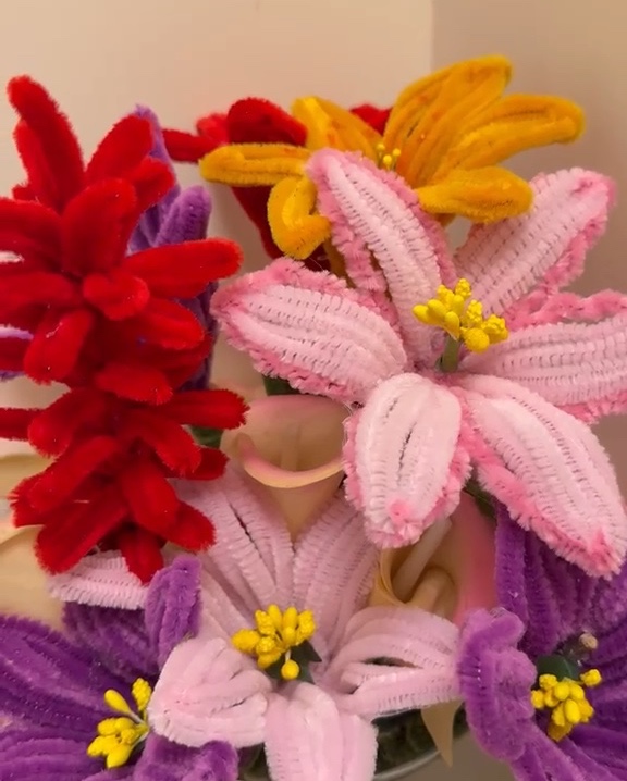 Pari's Handcrafted Lily & Fire Blossom Bouquet